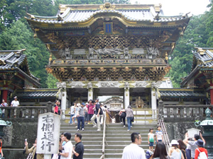 陽明門