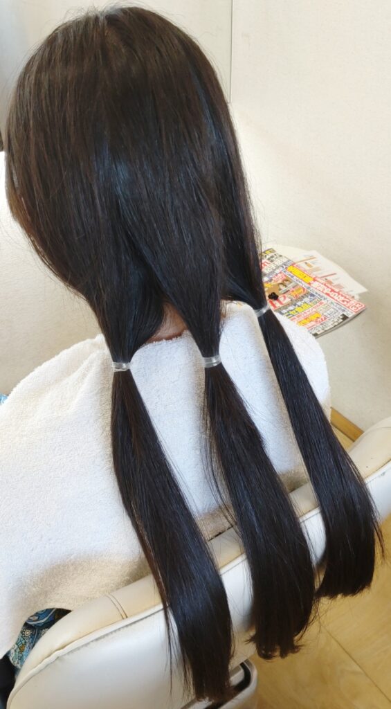 自分の髪でウィッグを作る