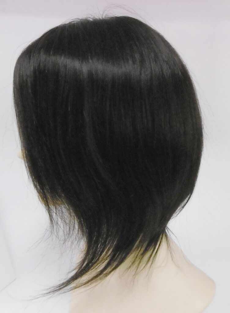仲良しのお友達4人の自毛を合わせて作った医療用ウィッグの側面