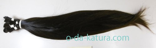 医療用フルウィッグ用にカットした娘さんの35cmの髪